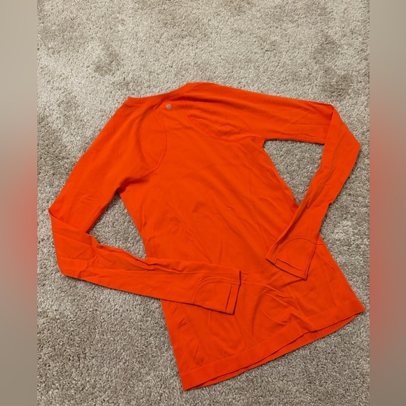 NWOT-Athleta Momentum Seamless Top, XS - Picture 3 of 8